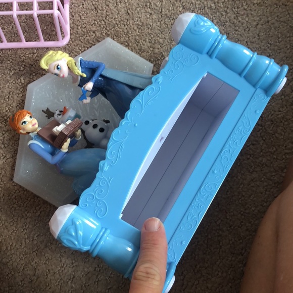 Anna Elsa music box -MISSING tiny drawer ♥️ - Picture 5 of 7